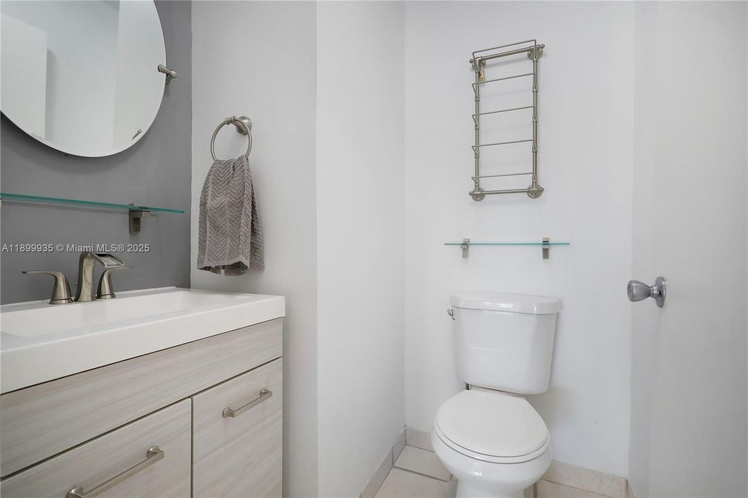 Recently Sold: $619,000 (3 beds, 2 baths, 1777 Square Feet)