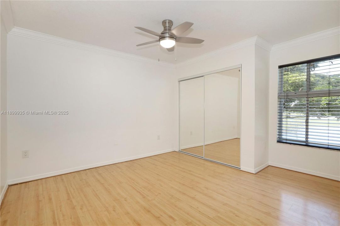 Recently Sold: $619,000 (3 beds, 2 baths, 1777 Square Feet)