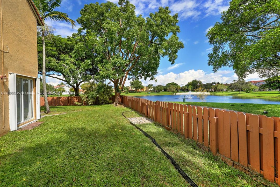 Recently Sold: $619,000 (3 beds, 2 baths, 1777 Square Feet)