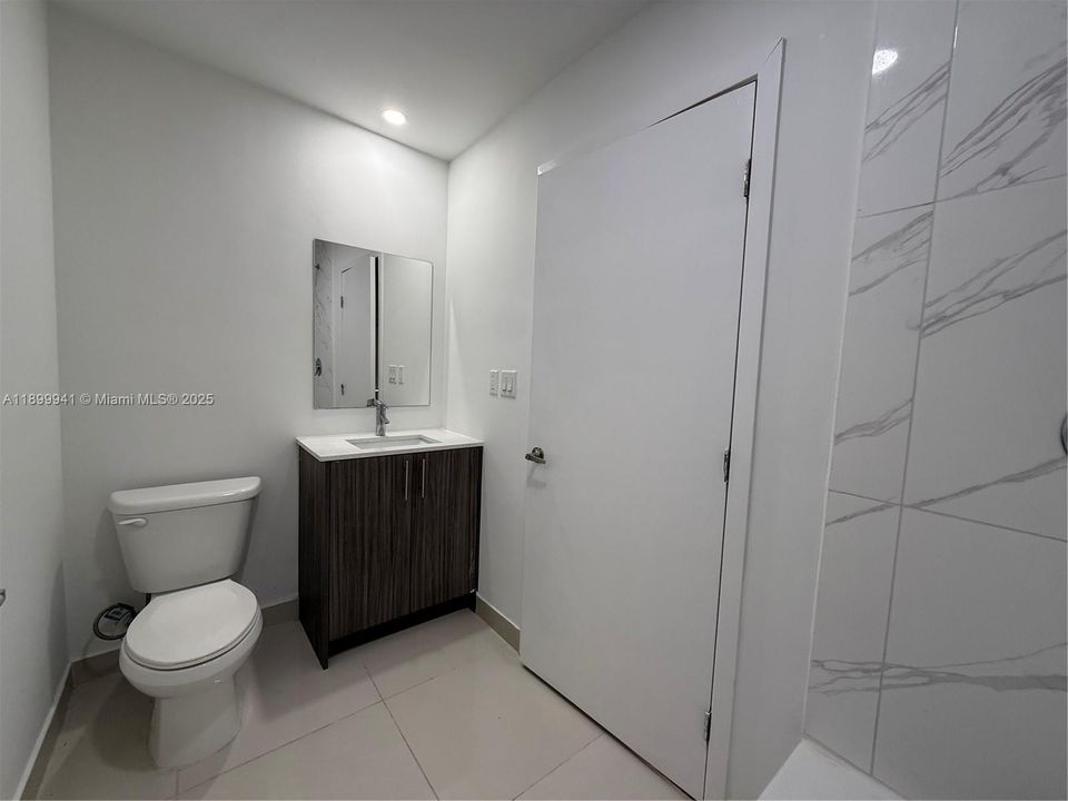 For Sale: $475,000 (5 beds, 4 baths, 1902 Square Feet)