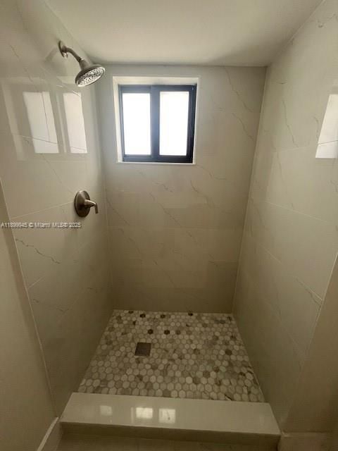 На продажу: $65,000 (0 спален, 1 ванн, 180 Квадратных фут)