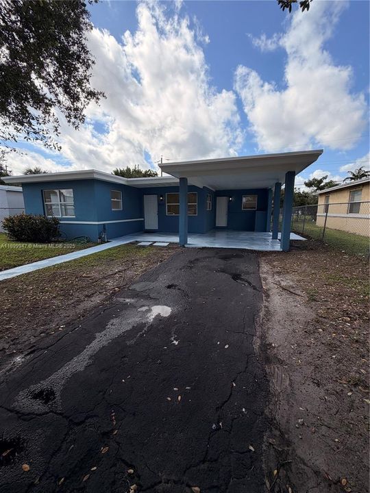 待售: $435,000 (3 贝兹, 2 浴室, 1249 平方英尺)