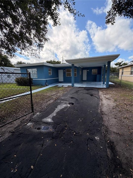 待售: $435,000 (3 贝兹, 2 浴室, 1249 平方英尺)