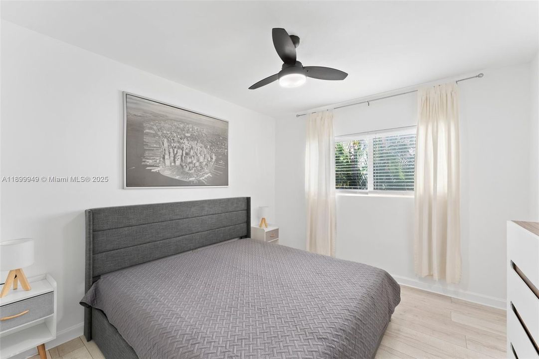 На продажу: $349,000 (1 спален, 1 ванн, 650 Квадратных фут)