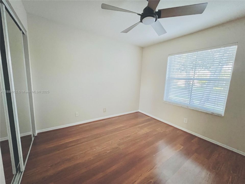 Active With Contract: $3,700 (3 beds, 2 baths, 1505 Square Feet)