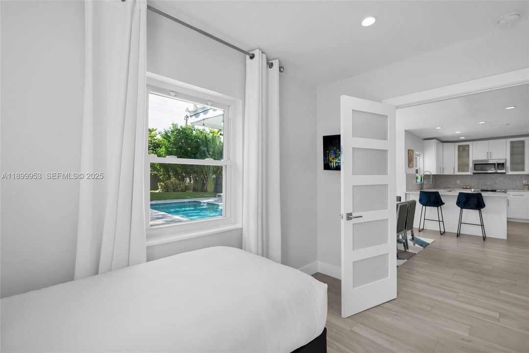 For Sale: $864,000 (3 beds, 2 baths, 1338 Square Feet)