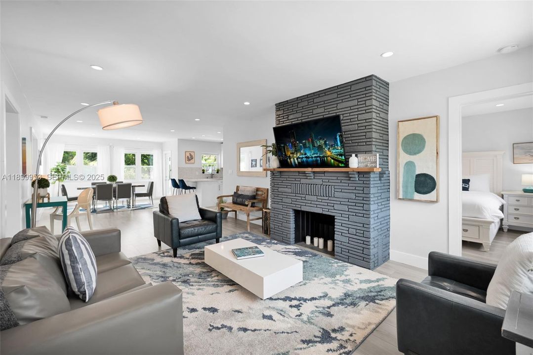 For Sale: $864,000 (3 beds, 2 baths, 1338 Square Feet)