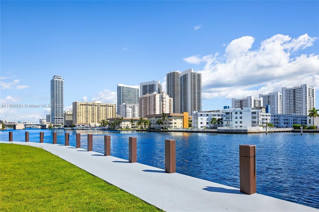 В аренду: $55,000 (7 спален, 8 ванн, 0 Квадратных фут)