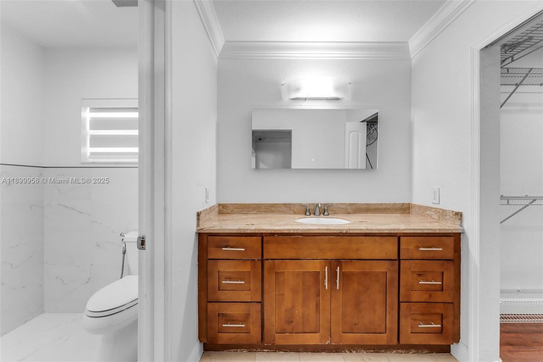 На продажу: $995,000 (4 спален, 3 ванн, 2488 Квадратных фут)