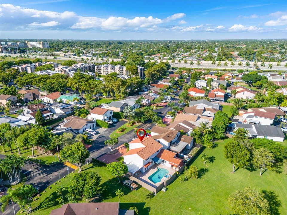 На продажу: $995,000 (4 спален, 3 ванн, 2488 Квадратных фут)