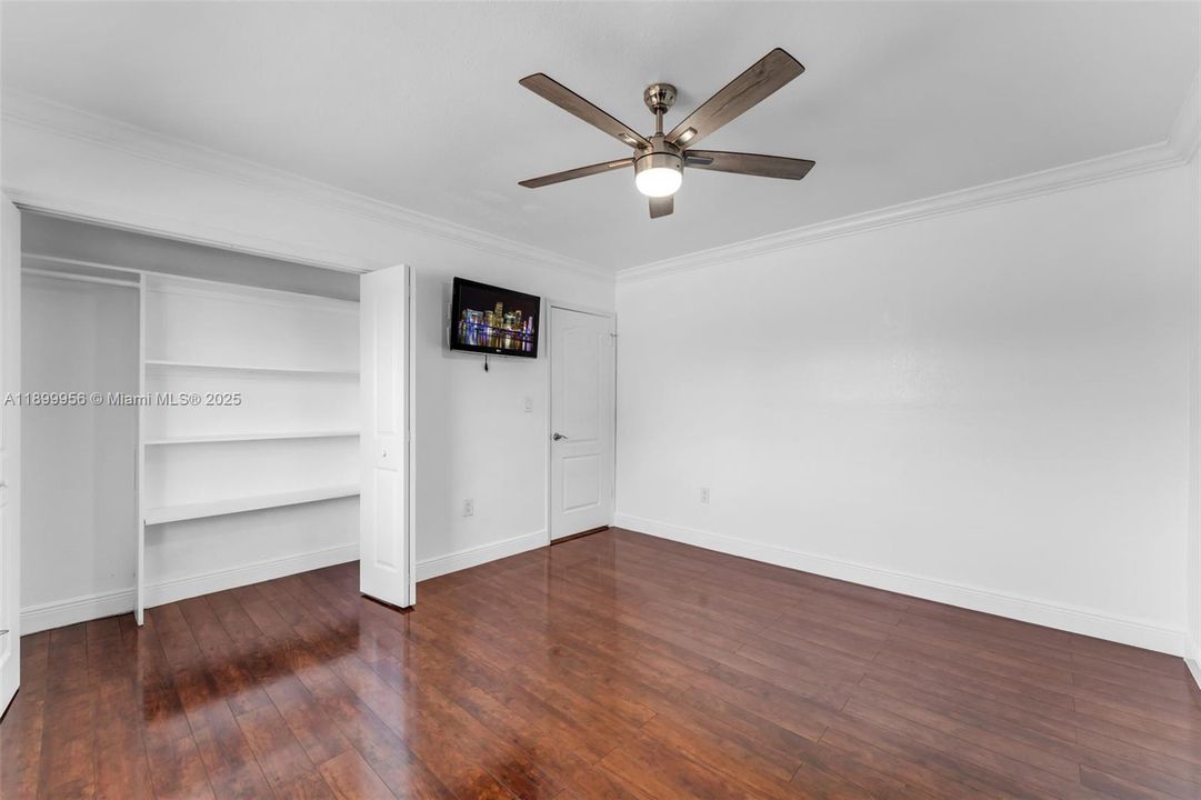 На продажу: $995,000 (4 спален, 3 ванн, 2488 Квадратных фут)