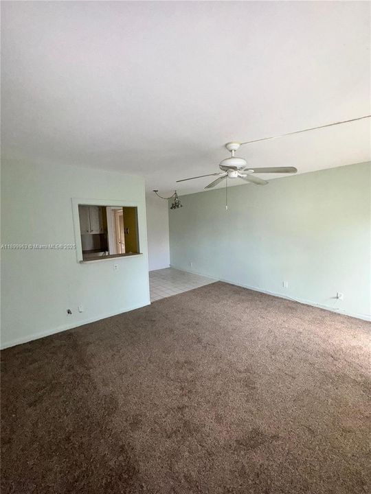 For Sale: $90,000 (1 beds, 1 baths, 570 Square Feet)