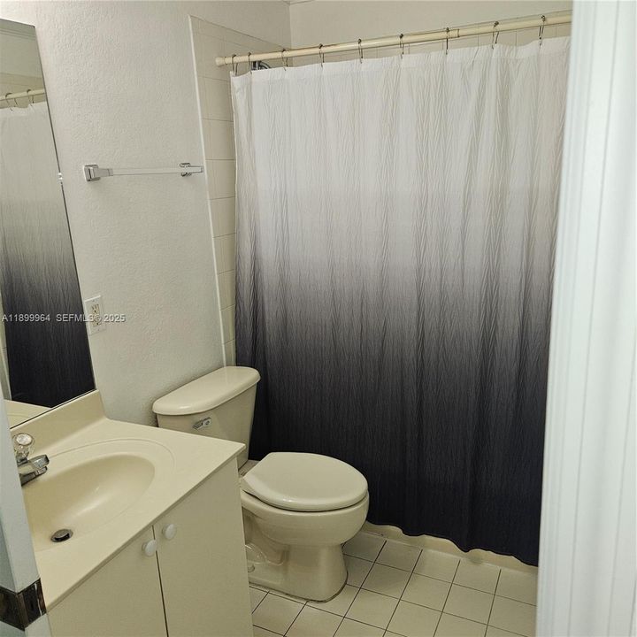 For Rent: $2,700 (3 beds, 2 baths, 1260 Square Feet)