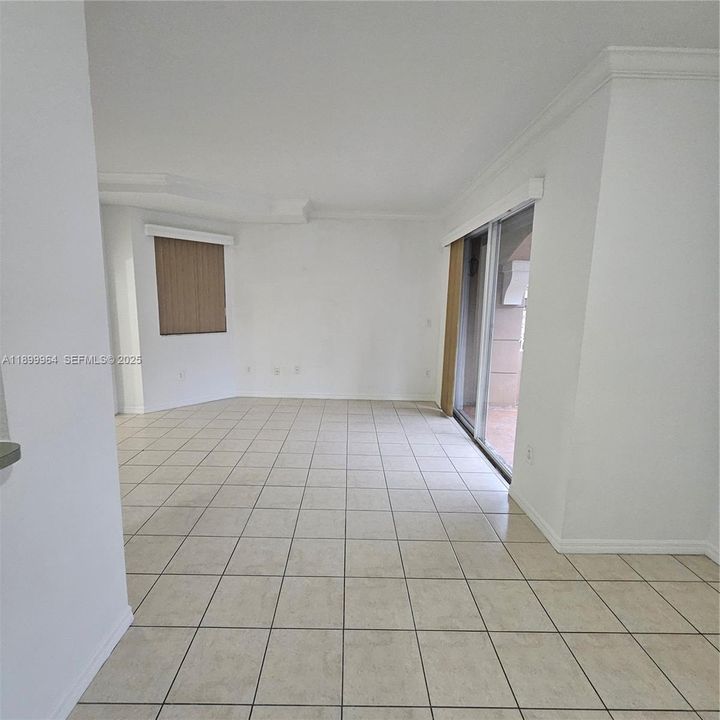 For Rent: $2,700 (3 beds, 2 baths, 1260 Square Feet)