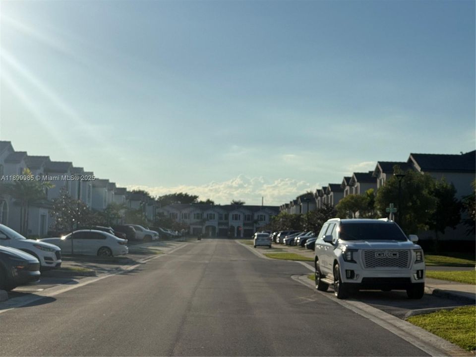 For Sale: $365,000 (3 beds, 2 baths, 1545 Square Feet)