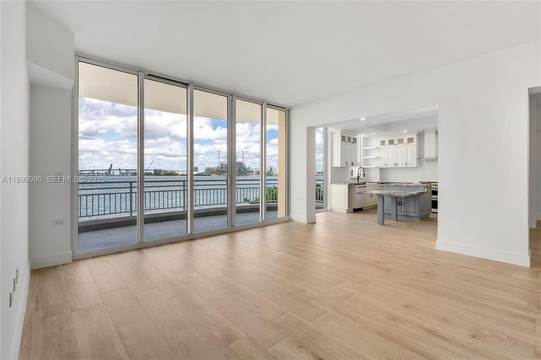 На продажу: $3,550,000 (4 спален, 4 ванн, 3257 Квадратных фут)