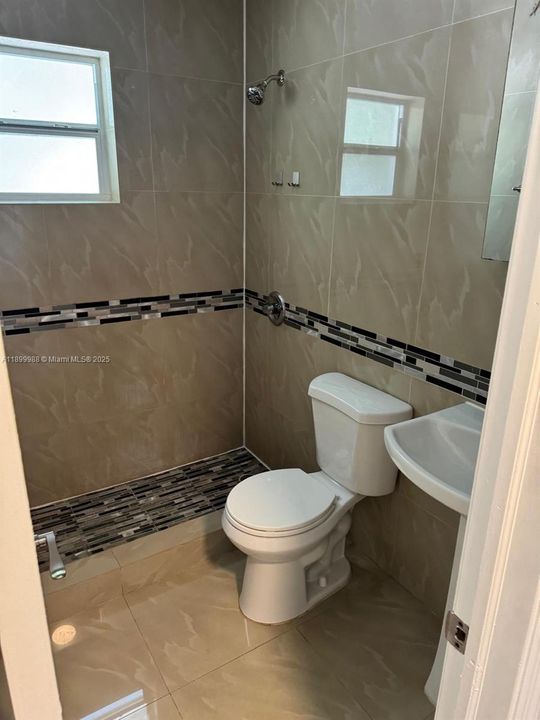 Recently Rented: $2,200 (2 beds, 1 baths, 0 Square Feet)