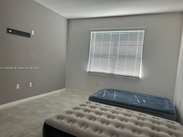 For Rent: $2,450 (3 beds, 2 baths, 1756 Square Feet)