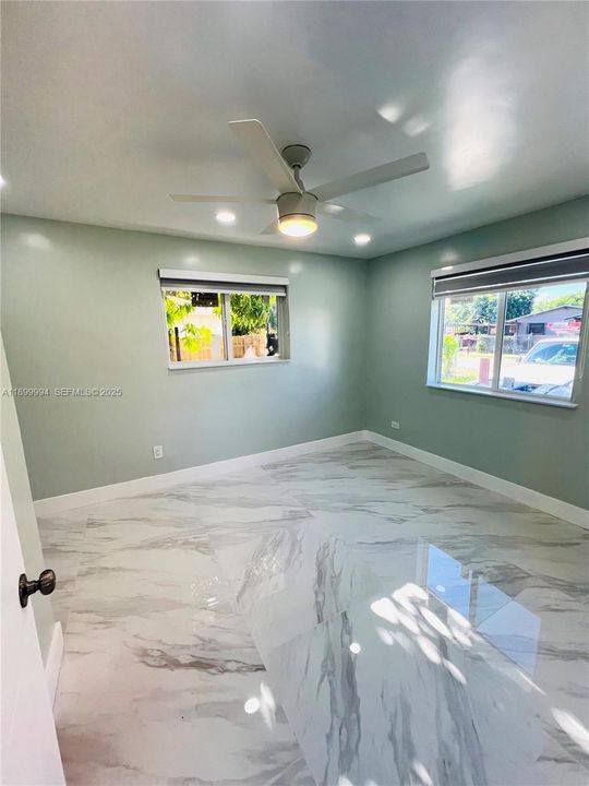 Active With Contract: $3,000 (3 beds, 2 baths, 1602 Square Feet)