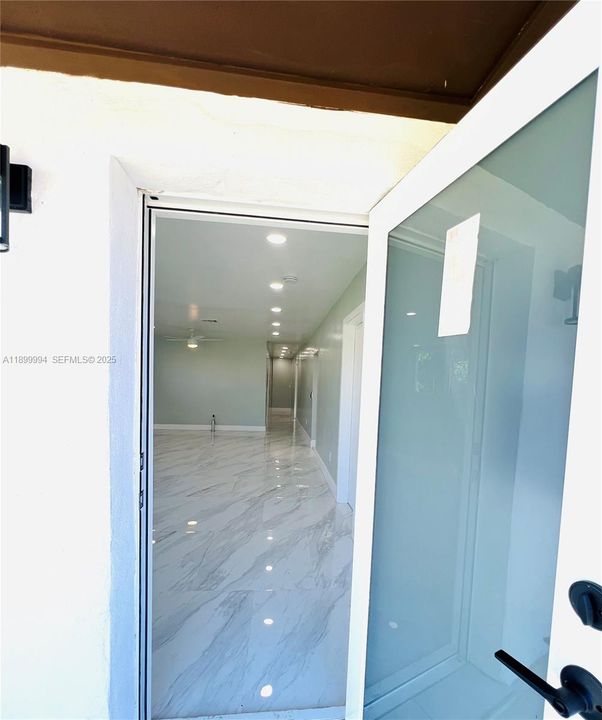 Active With Contract: $3,000 (3 beds, 2 baths, 1602 Square Feet)