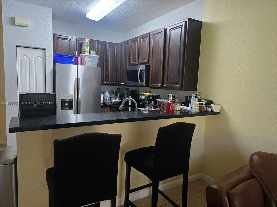 For Sale: $367,000 (4 beds, 3 baths, 1592 Square Feet)