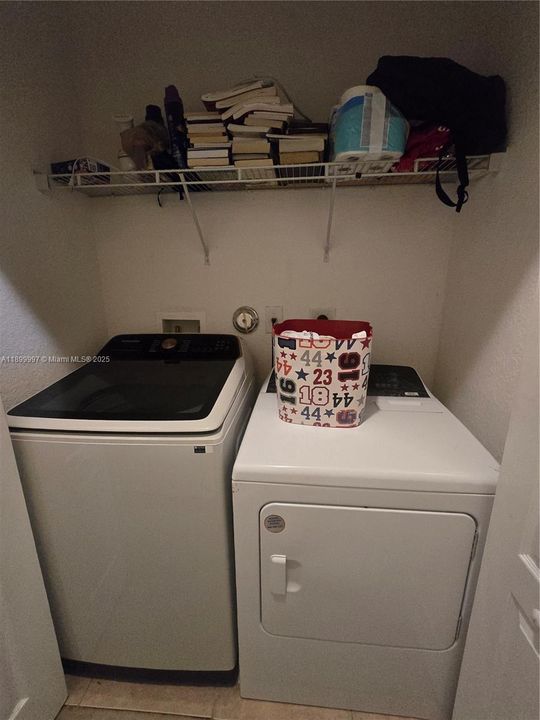 For Sale: $367,000 (4 beds, 3 baths, 1592 Square Feet)