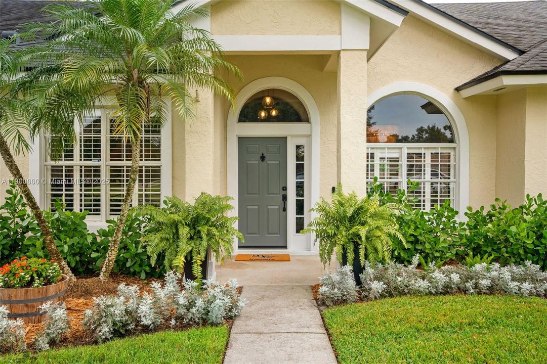 For Sale: $648,000 (4 beds, 2 baths, 2340 Square Feet)