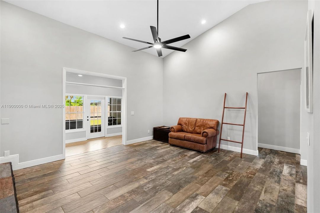 For Sale: $648,000 (4 beds, 2 baths, 2340 Square Feet)