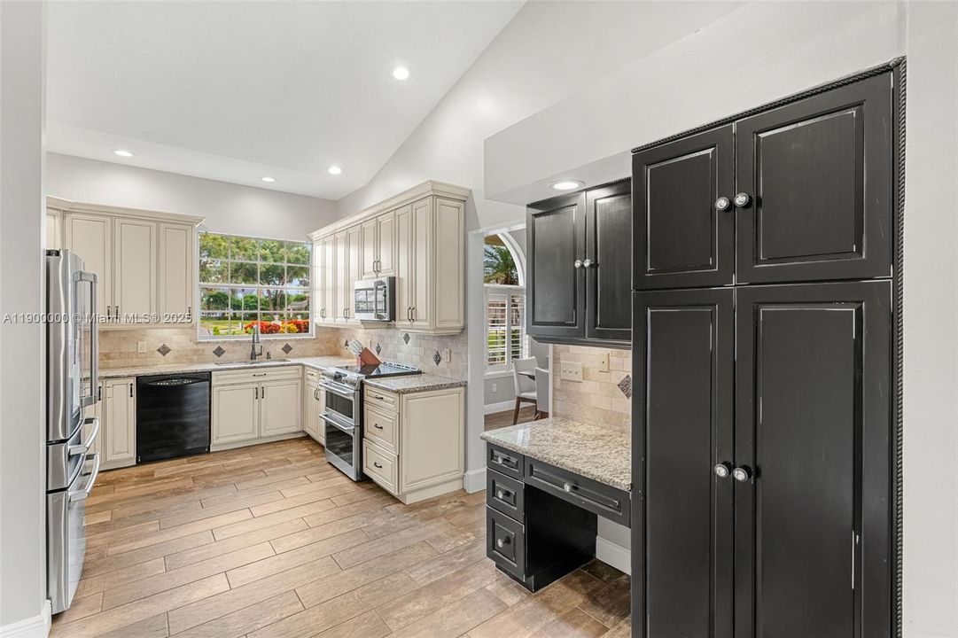 For Sale: $648,000 (4 beds, 2 baths, 2340 Square Feet)