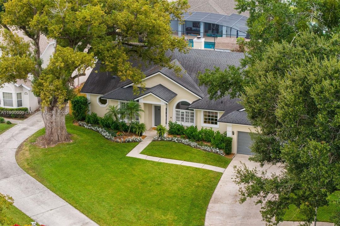 For Sale: $648,000 (4 beds, 2 baths, 2340 Square Feet)