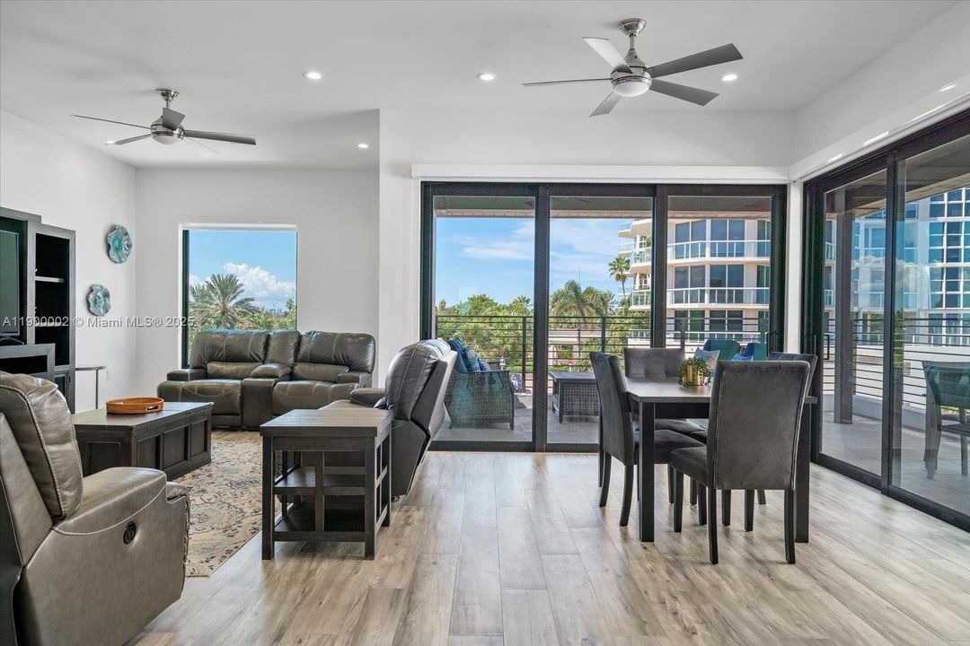 For Rent: $9,900 (4 beds, 3 baths, 2736 Square Feet)