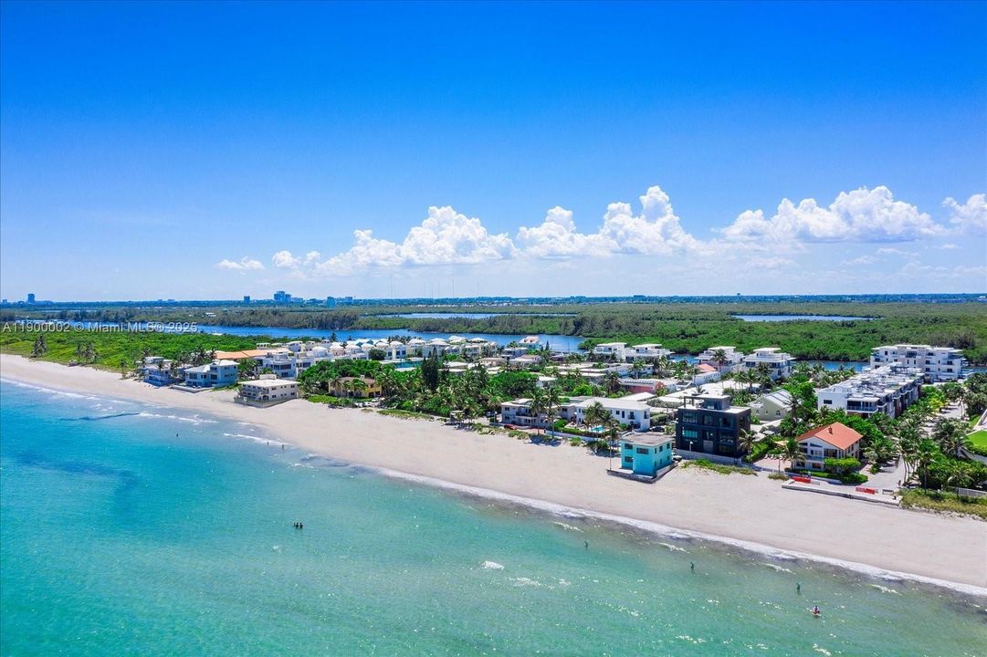 For Rent: $9,900 (4 beds, 3 baths, 2736 Square Feet)