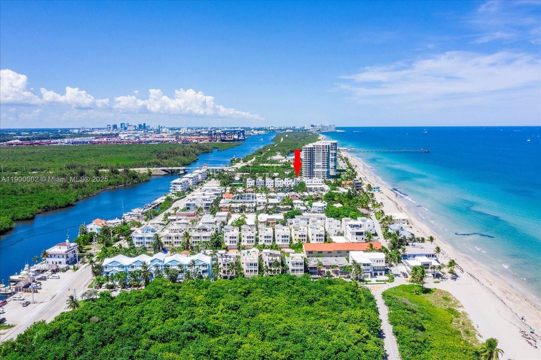 For Rent: $9,900 (4 beds, 3 baths, 2736 Square Feet)