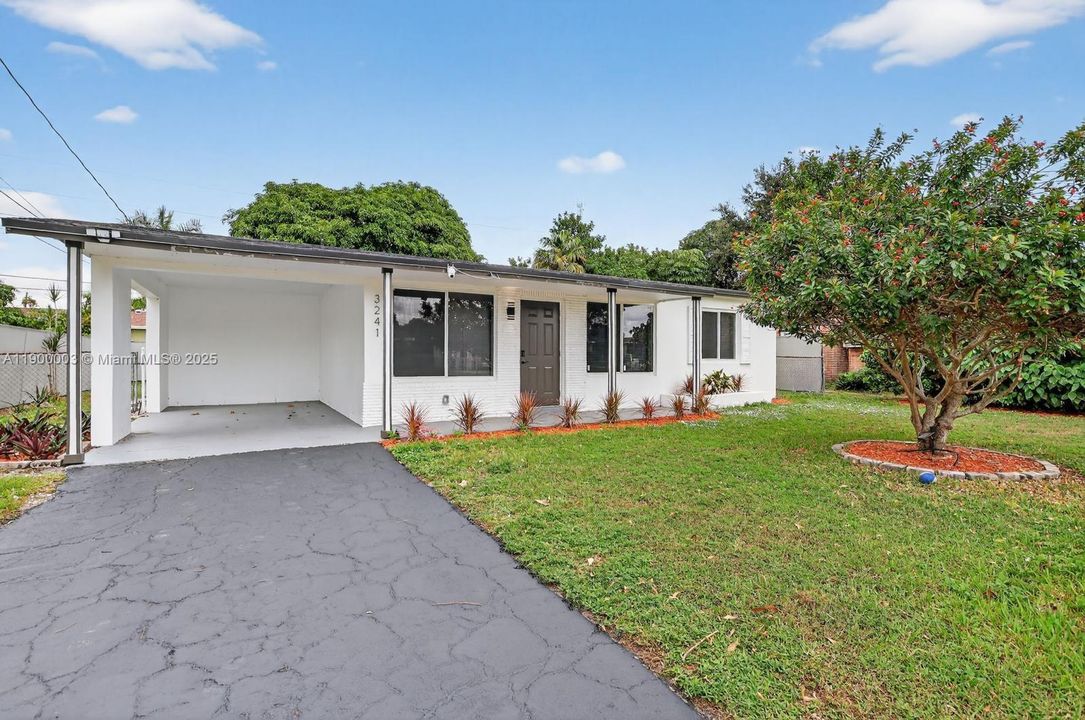 For Sale: $420,000 (3 beds, 2 baths, 1065 Square Feet)