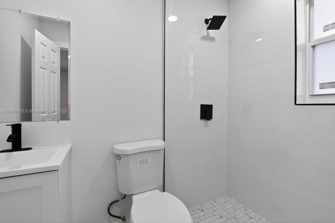 For Sale: $420,000 (3 beds, 2 baths, 1065 Square Feet)