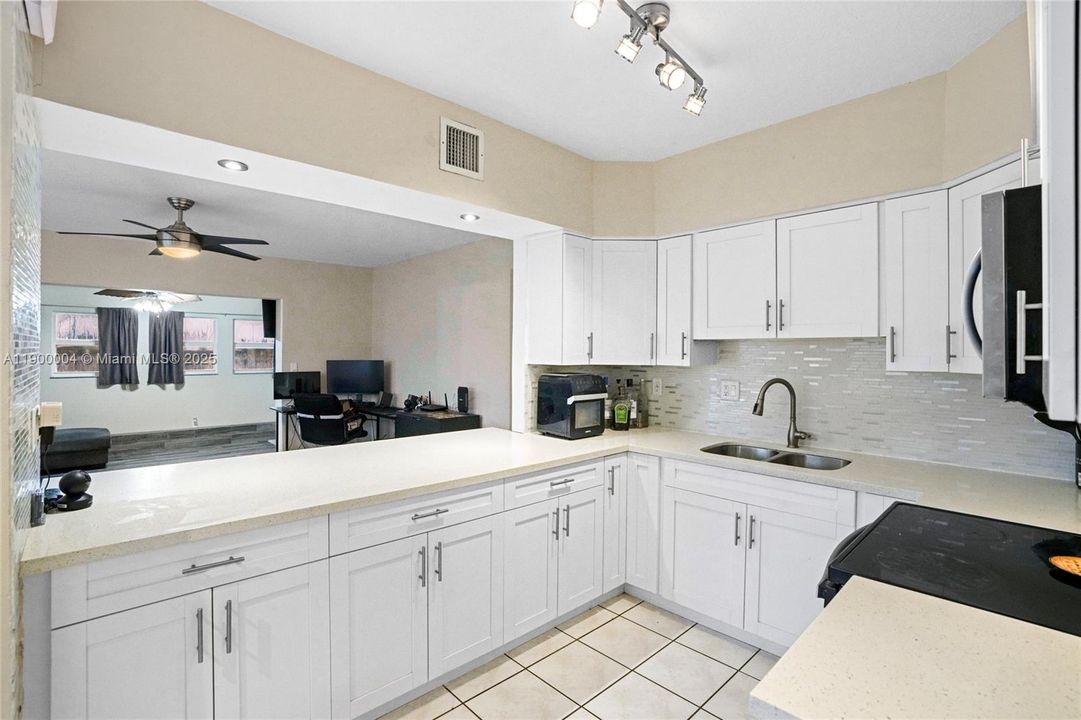 Recently Rented: $3,500 (3 beds, 2 baths, 1302 Square Feet)