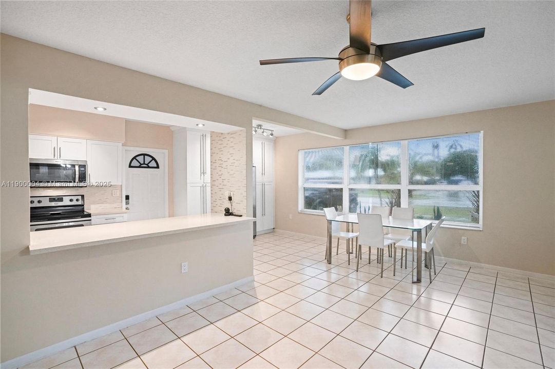 Recently Rented: $3,500 (3 beds, 2 baths, 1302 Square Feet)