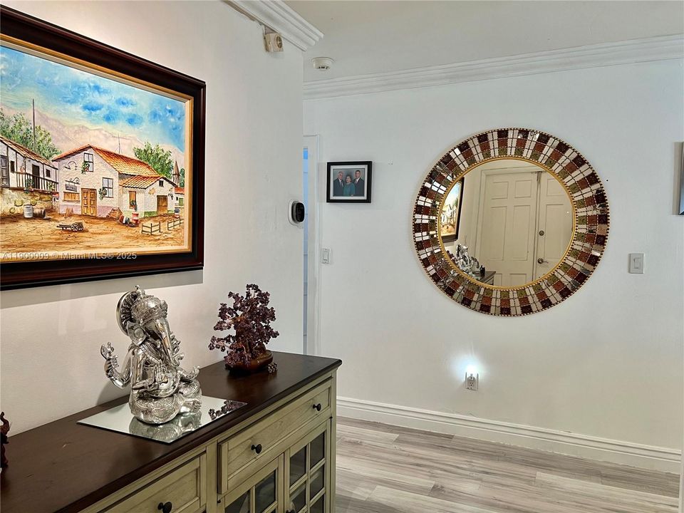 For Rent: $3,800 (3 beds, 3 baths, 1957 Square Feet)