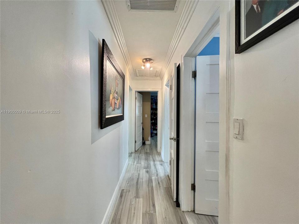 For Rent: $3,800 (3 beds, 3 baths, 1957 Square Feet)