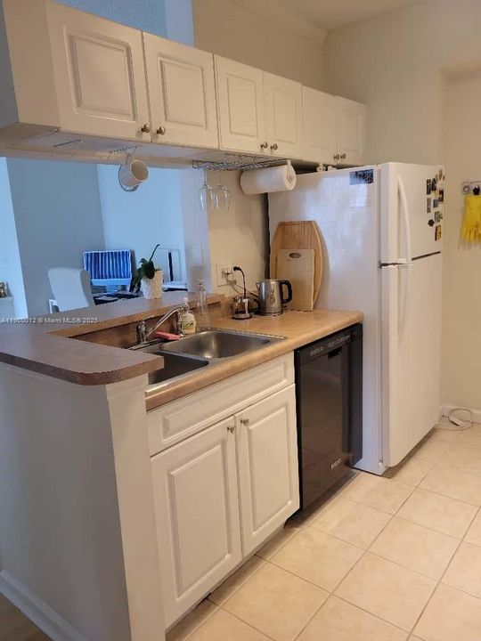 For Rent: $2,250 (1 beds, 1 baths, 673 Square Feet)