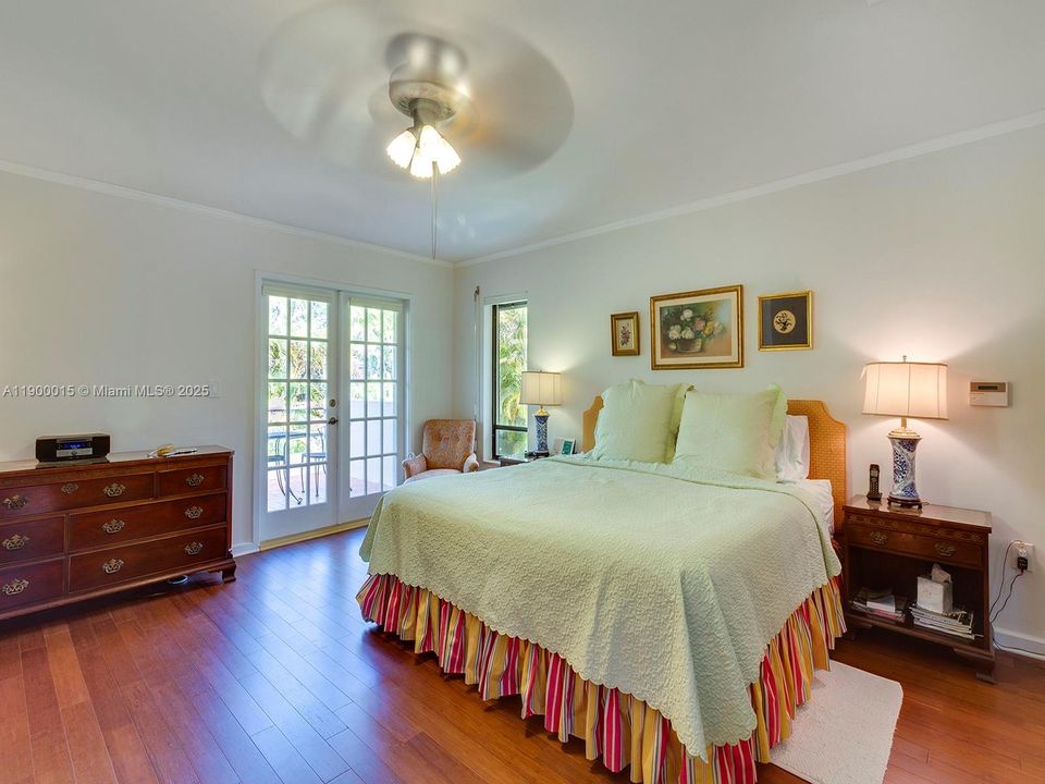 For Sale: $2,500,000 (4 beds, 3 baths, 3122 Square Feet)