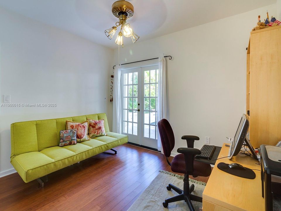 For Sale: $2,500,000 (4 beds, 3 baths, 3122 Square Feet)