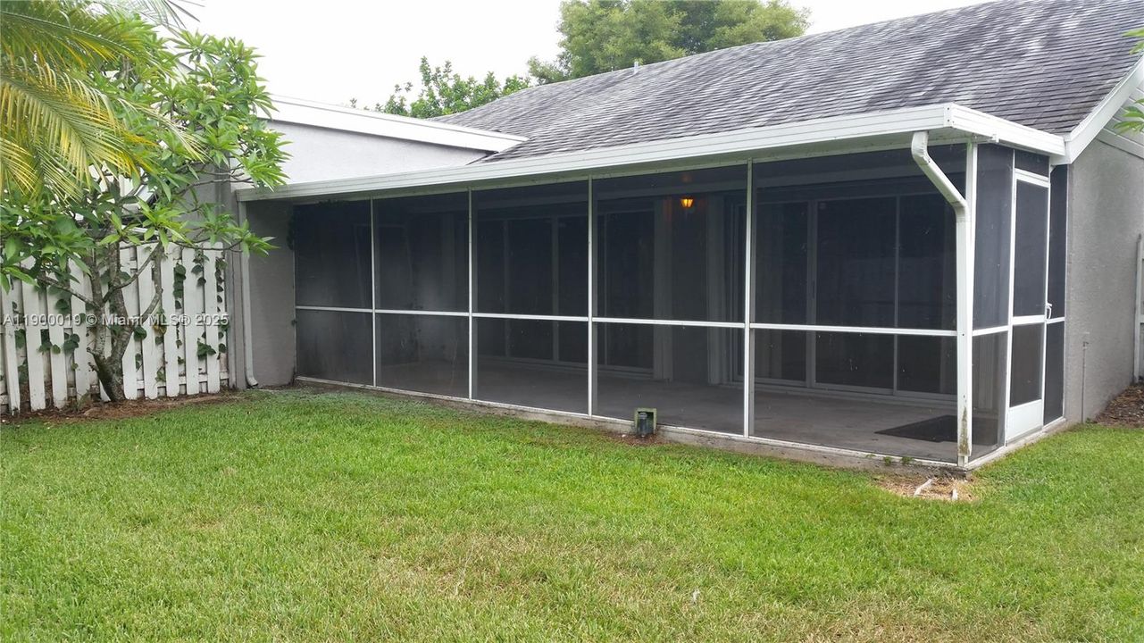 For Rent: $2,800 (2 beds, 2 baths, 1344 Square Feet)