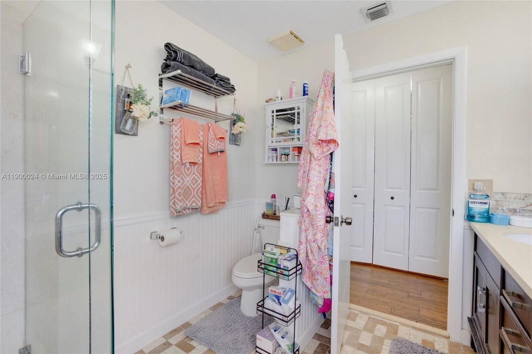 For Sale: $735,000 (3 beds, 2 baths, 2113 Square Feet)