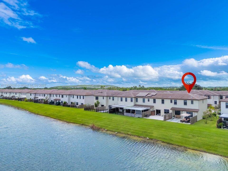 En Venta: $470,000 (3 camas, 2 baños, 1544 Pies cuadrados)