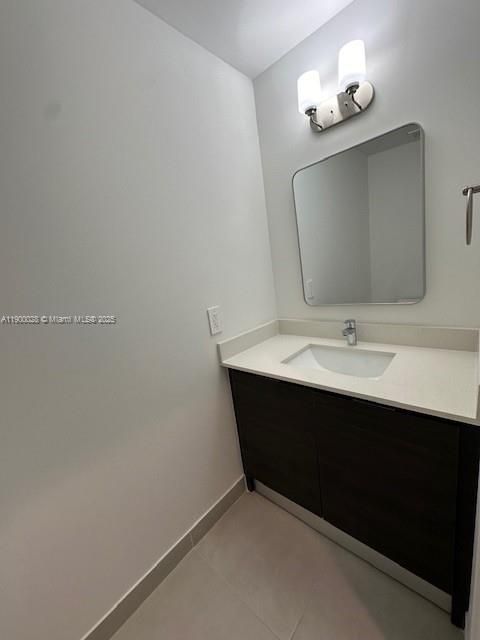 Active With Contract: $2,850 (4 beds, 2 baths, 0 Square Feet)