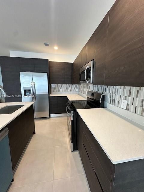 Active With Contract: $2,850 (4 beds, 2 baths, 0 Square Feet)