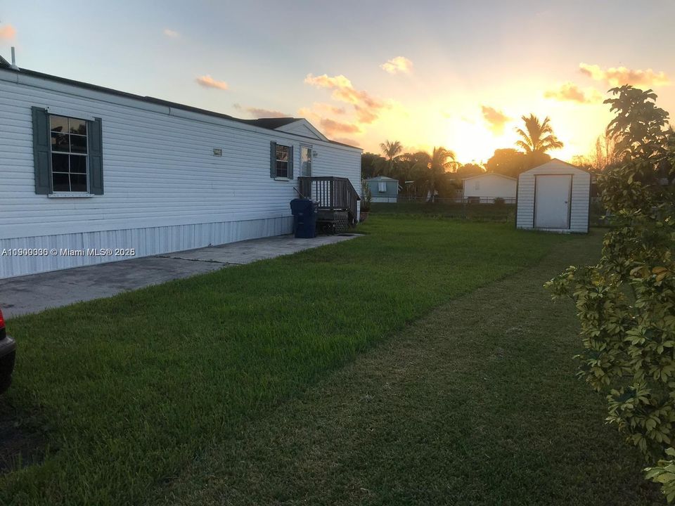 For Sale: $160,000 (2 beds, 2 baths, 850 Square Feet)