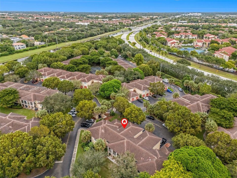 合同活跃: $2,995 (3 贝兹, 2 浴室, 1450 平方英尺)