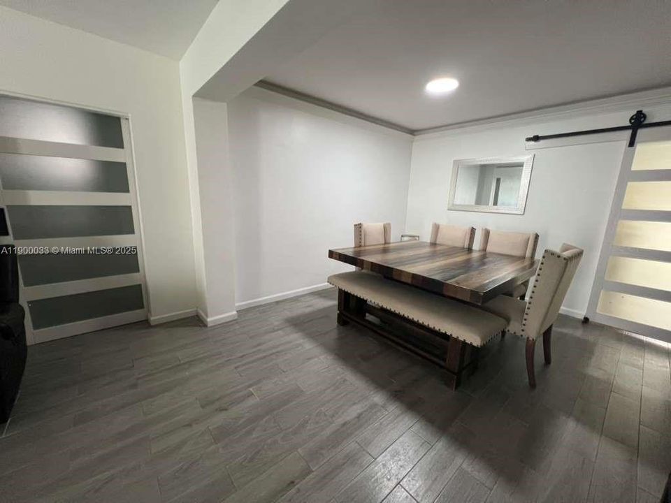 For Sale: $790,000 (4 beds, 2 baths, 1384 Square Feet)